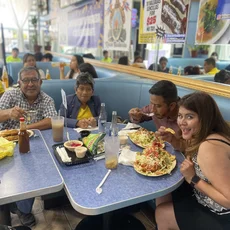 El Rincon Hondureño customers